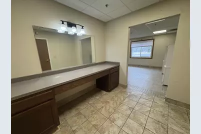 605 Chase Boulevard #106, Sun Prairie, WI 53590 - Photo 2