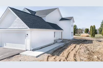 1802-1804 W Kyle Circle, Beloit, WI 53511 - Photo 2