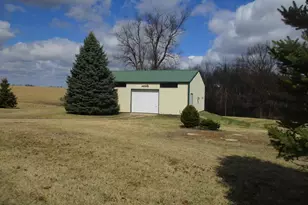 S7304 Sandusky Rd, Hillpoint, WI 53937 - Photo 4