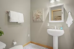 614 W Doty St, Madison, WI 53703 - Photo 16