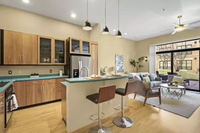 614 W Doty Street #102, Madison, WI 53703 - Photo 2