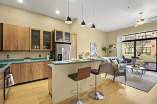 614 W Doty St, Madison, WI 53703 - Photo 2