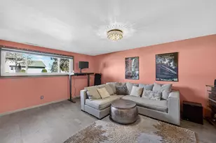 7115 Spring Hill Dr, Middleton, WI 53562 - Photo 32