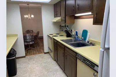 6302 Mineral Point Road #303, Madison, WI 53705 - Photo 18