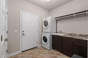 21 Bentley Wy, Fitchburg, WI 53711 - Photo 24