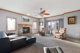 130 Potomac Pl, Oregon, WI 53575 - Photo 10