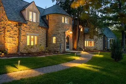 3452 Crestwood Drive, Madison, WI 53705 - Photo 4