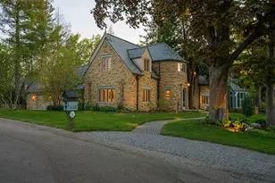 3452 Crestwood Dr, Madison, WI 53705 - Photo 10