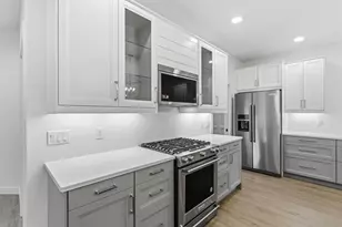 317 Maple St, Pardeeville, WI 53954 - Photo 12