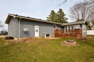 517 High St, Highland, WI 53543 - Photo 24