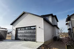 448 Gunderson Dr, Portage, WI 53901 - Photo 4