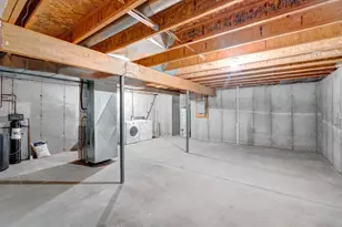 2806 Wentworth Dr, Madison, WI 53719 - Photo 30