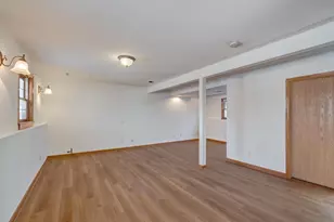 2806 Wentworth Dr, Madison, WI 53719 - Photo 24