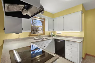 1810 Lewon Drive, Madison, WI 53711 - Photo 14