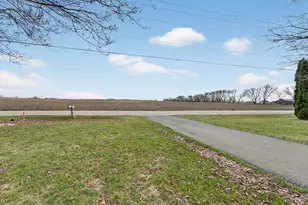 5905 Rattman Rd, Madison, WI 53718 - Photo 4