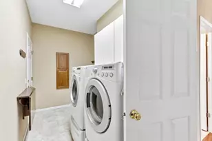 5501 Sandhill Dr, Middleton, WI 53562 - Photo 22