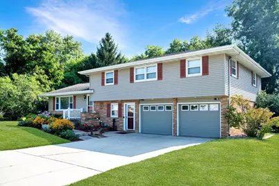 503 Birkinbine Drive, Sun Prairie, WI 53590 - Photo 2