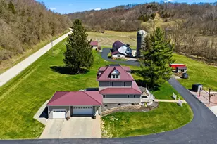 S11232 Wilson Creek Rd, Spring Green, WI 53588 - Photo 4