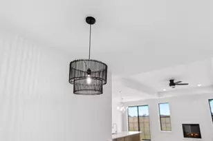 305 Willow St, Pardeeville, WI 53954 - Photo 6