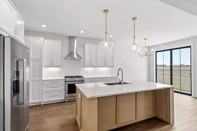 305 Willow Street, Pardeeville, WI 53954 - Photo 8