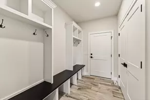 7576 Colonial Wy, Verona, WI 53593 - Photo 22