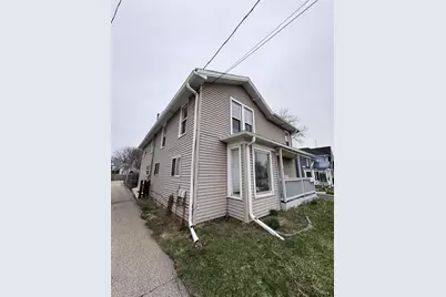 513 Milton Avenue, Janesville, WI 53545 - Photo 2