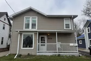 513 Milton Ave, Janesville, WI 53545 - Photo 1