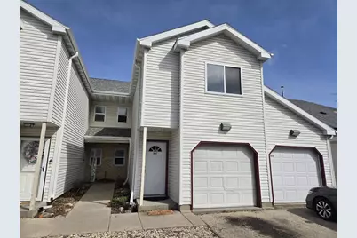 939 Rockefeller Lane, Madison, WI 53704 - Photo 2