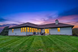 N4171 Country Club Dr, Brodhead, WI 53520 - Photo 4