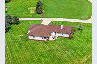 N4171 Country Club Drive, Brodhead, WI 53520 - Photo 10