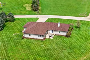 N4171 Country Club Dr, Brodhead, WI 53520 - Photo 10