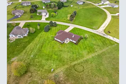 N4171 Country Club Drive, Brodhead, WI 53520 - Photo 8