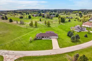 N4171 Country Club Dr, Brodhead, WI 53520 - Photo 6