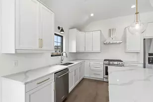 314 Willow St, Pardeeville, WI 53954 - Photo 6