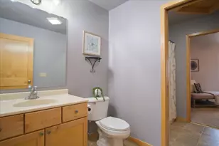 713 Harrington Dr, Madison, WI 53718 - Photo 42