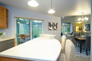 713 Harrington Dr, Madison, WI 53718 - Photo 14