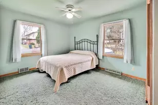 1710 Camus Ln, Madison, WI 53705 - Photo 24