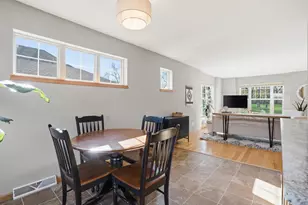 348 Park St, Sun Prairie, WI 53590 - Photo 10