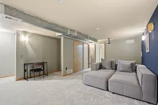 348 Park St, Sun Prairie, WI 53590 - Photo 30