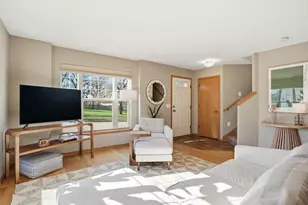 348 Park St, Sun Prairie, WI 53590 - Photo 6