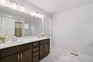 987 Griffin Way, DeForest, WI 53532 - Photo 24