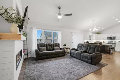 987 Griffin Way, DeForest, WI 53532 - Photo 6