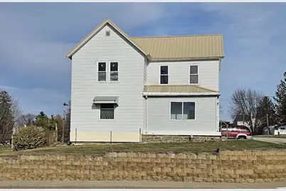 302 Main Street, Highland, WI 53543 - Photo 1