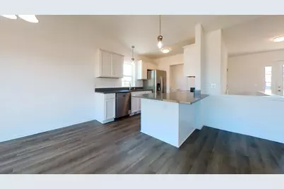 549 Autumn Drive, Walworth, WI 53184 - Photo 2