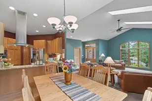 10 Vienna Cir, Madison, WI 53718 - Photo 8