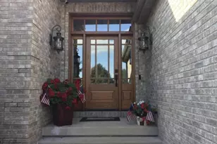 10 Vienna Cir, Madison, WI 53718 - Photo 4