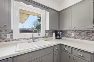 3105 Gerald St, Madison, WI 53704 - Photo 10