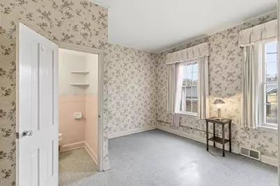 809 W Edgewater Street, Portage, WI 53901 - Photo 10