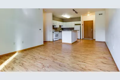 5198 Sassafras Drive #205, Fitchburg, WI 53711 - Photo 8