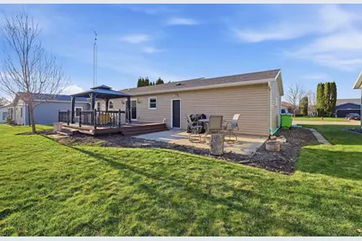 407 Eilbes Avenue, Beaver Dam, WI 53916 - Photo 26